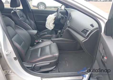 2018 Hyundai Elantra Sport из США, поврежденный, VIN KMHD04LB7JU681320